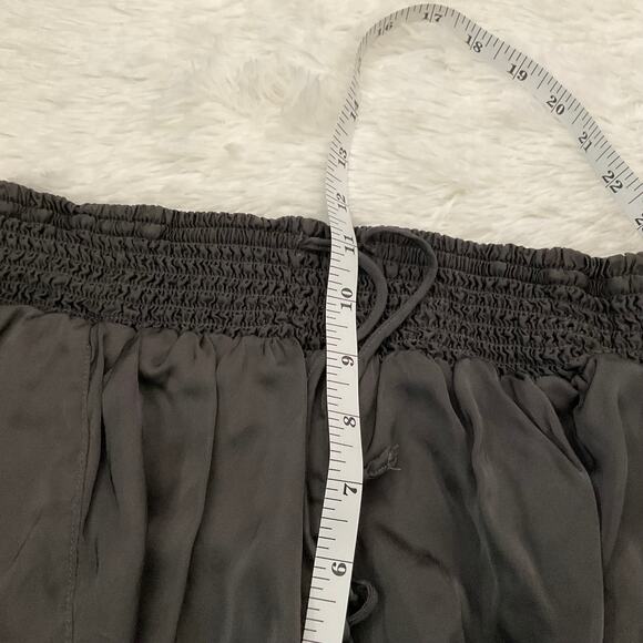 Aerie Dark Grey Satin Lounge Shorts - Size XS - Picture 7 of 8